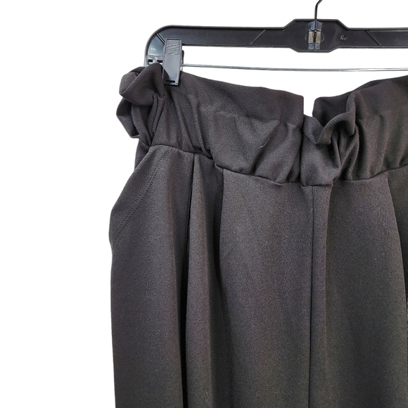 Livd Apparel Women's Plus Size Paperbag Tie Belt Pocket Pants - 2X - Picture 3 of 6